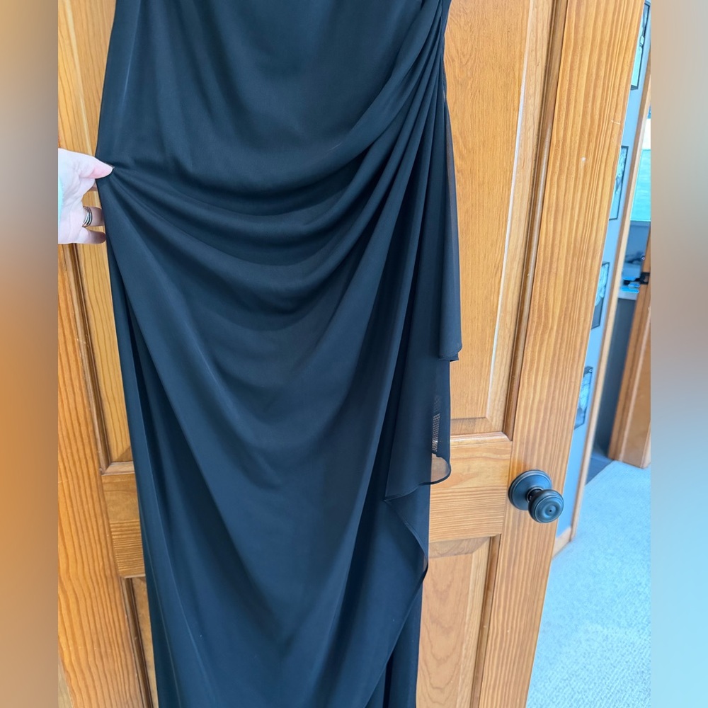 Alex Evenings- Black cold shoulder dress- ladies size 12 - Picture 6 of 13